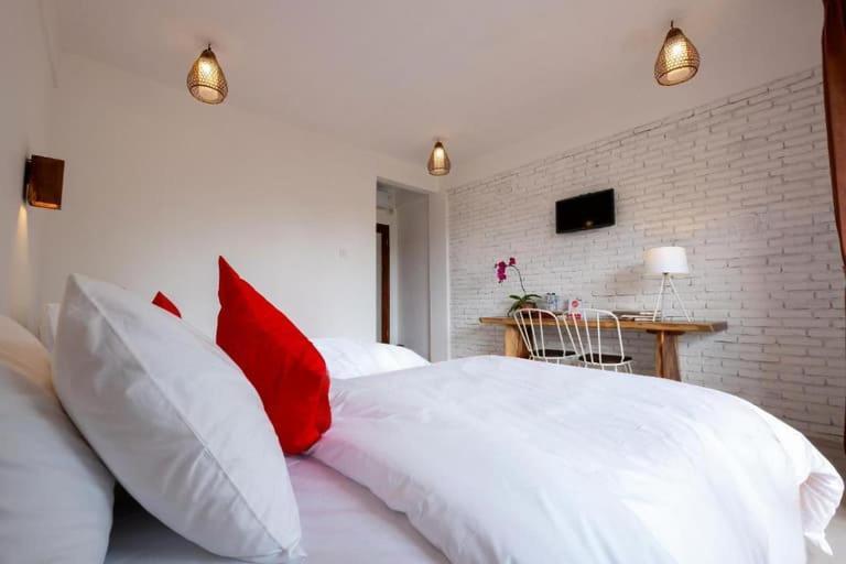 Surya Lombok Accommodation Selong Belanak Luaran gambar